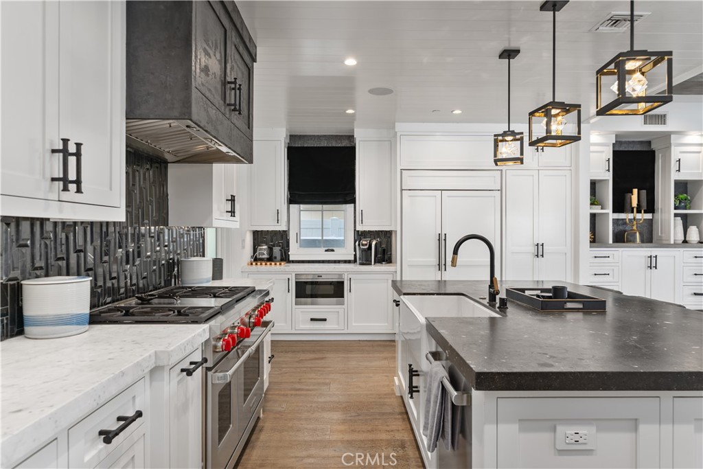 2037 E Ocean, Newport Beach CA 92661 - photo 2
