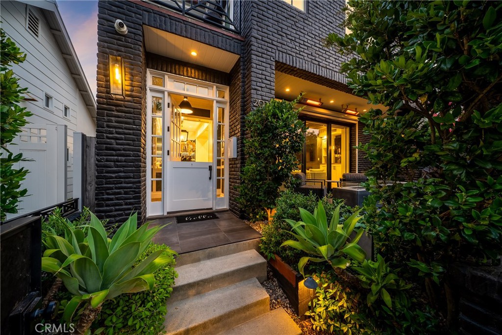 2037 E Ocean, Newport Beach CA 92661 - photo 45
