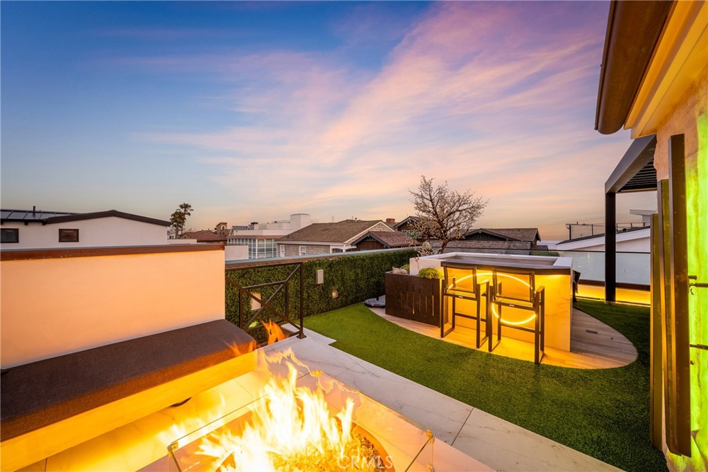 2037 E Ocean, Newport Beach CA 92661 - photo 51