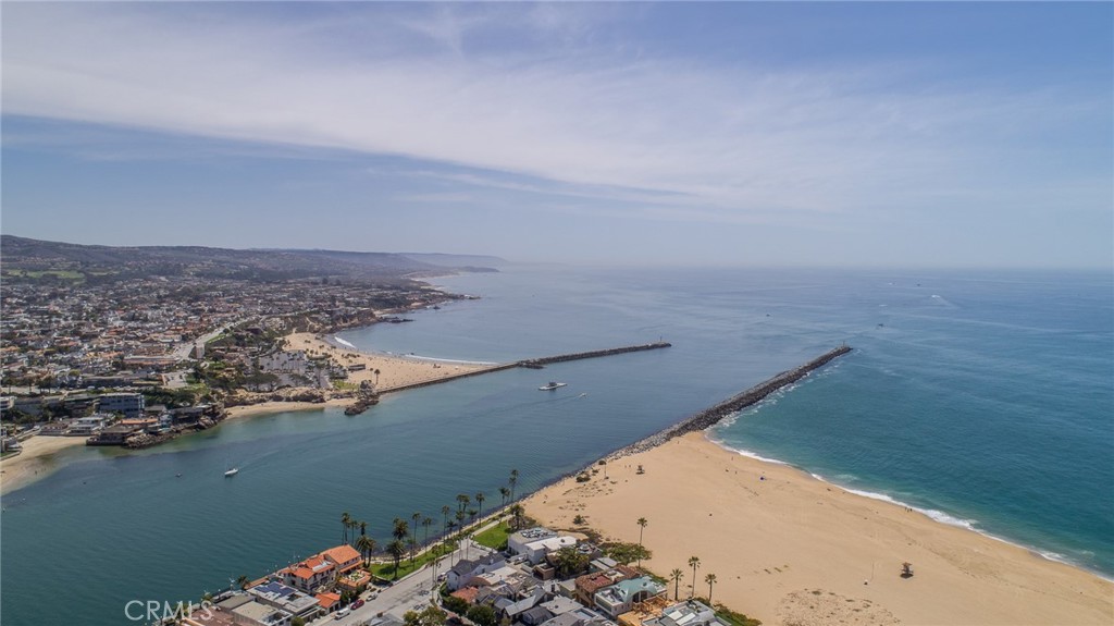 wedge/jetty few blocks away - 2038 Miramar Drive, Newport Beach CA 92661 - photo 2