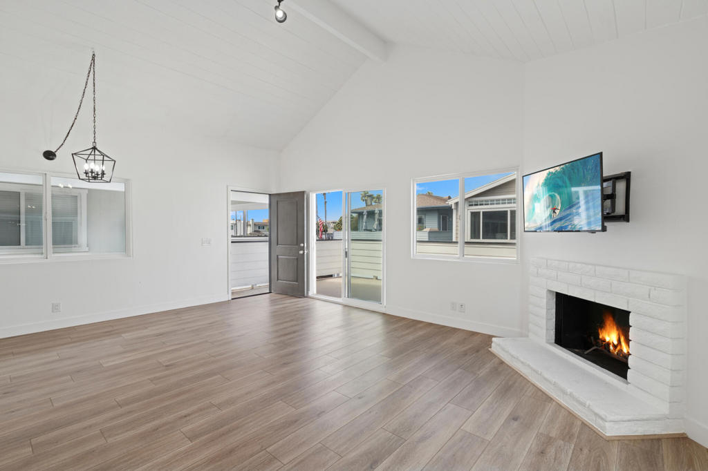 204-2David_05Web - 204 David Drive, Newport Beach CA 92663 - photo 4