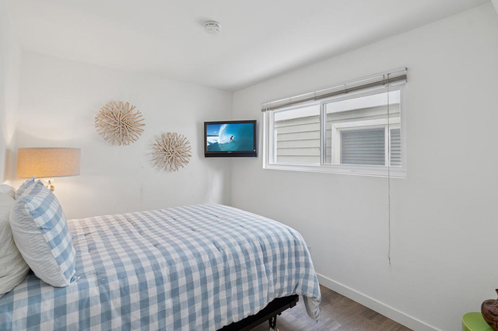 5Web - 204 David Drive, Newport Beach CA 92663 - photo 31