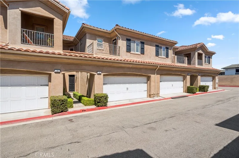 20402 Santa Ana 13, Newport Beach