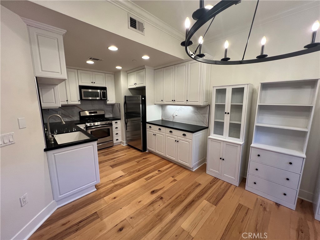 20402 Santa Ana Avenue 4, Newport Beach CA 92660 - photo 14