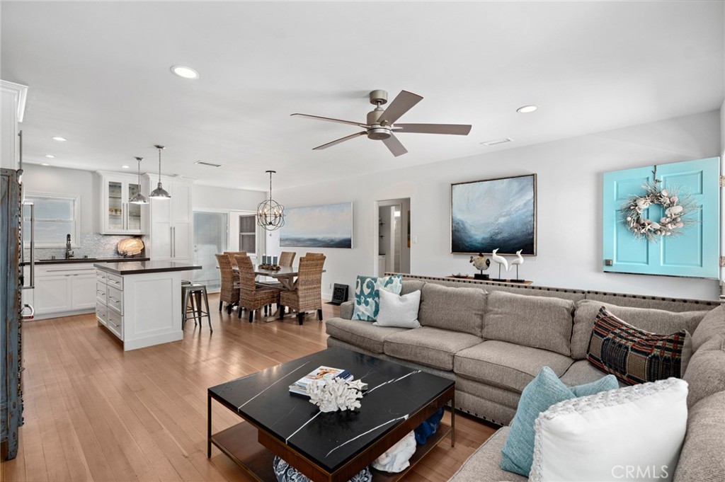2049 E Ocean Boulevard, Newport Beach CA 92661 - photo 8