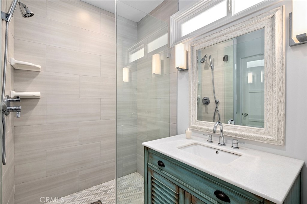 2049 E Ocean Boulevard, Newport Beach CA 92661 - photo 12
