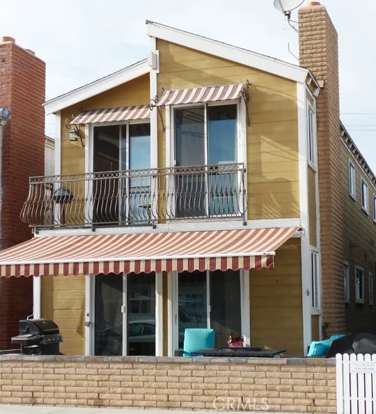205 29th Street A, Newport Beach, CA 92663