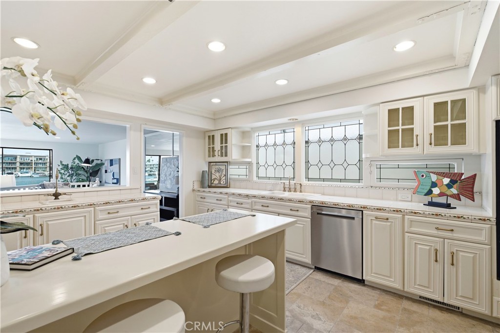 205 Via Lido Soud, Newport Beach CA 92663 - photo 28