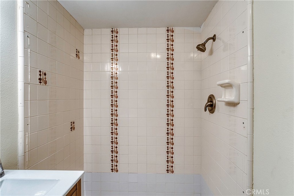 205 Via Lido Soud, Newport Beach CA 92663 - photo 36