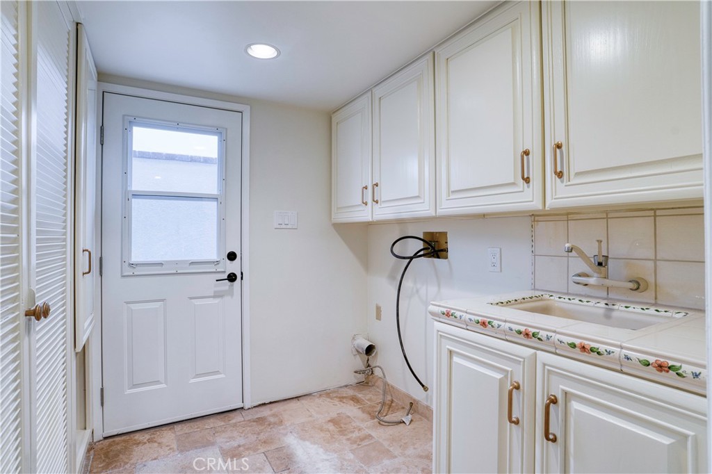 205 Via Lido Soud, Newport Beach CA 92663 - photo 37