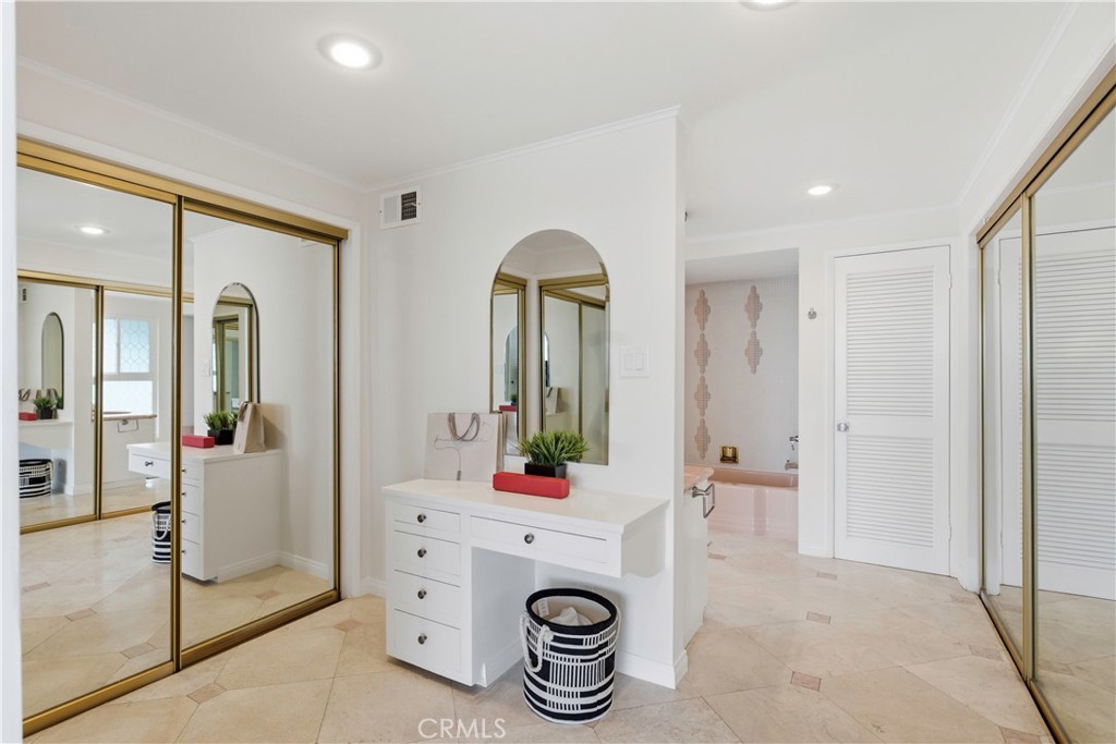 205 Via Lido Soud, Newport Beach CA 92663 - photo 48