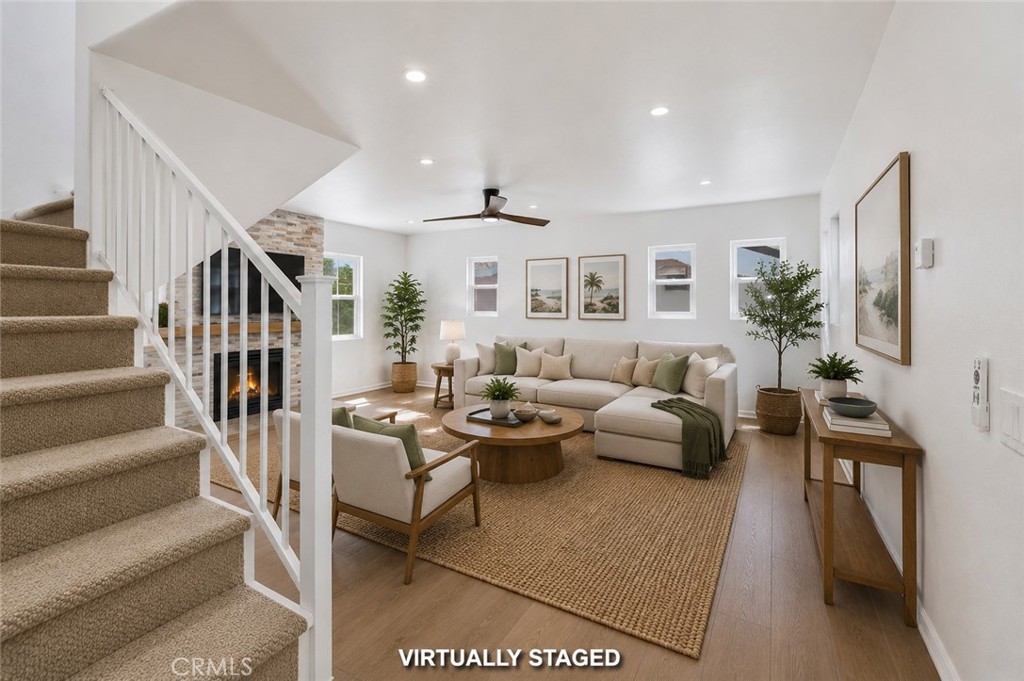 Virtually Staged Den - 206 30th 1/2, Newport Beach CA 92663 - photo 18