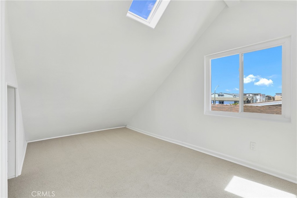 Loft Bdrm - 206 30th 1/2, Newport Beach CA 92663 - photo 19