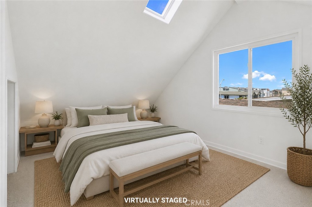 Virtually Staged Loft Bdrm - 206 30th 1/2, Newport Beach CA 92663 - photo 20