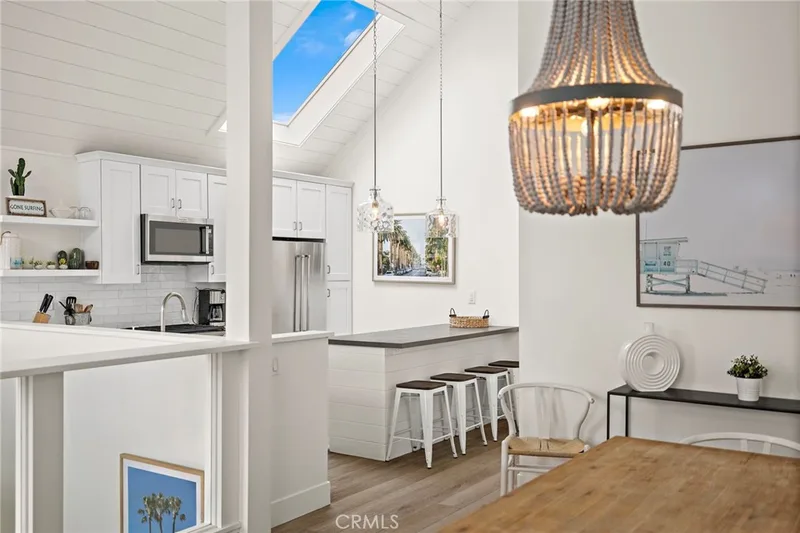 207 40th Street 2, Newport Beach, CA 92663