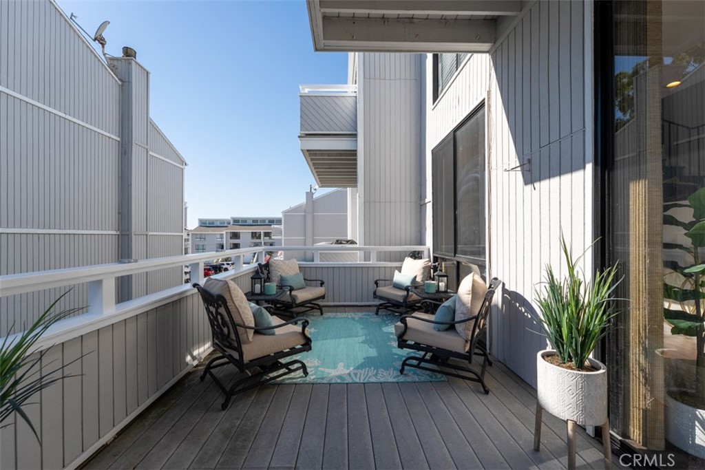 207 Columbia, Newport Beach CA 92663 - photo 20