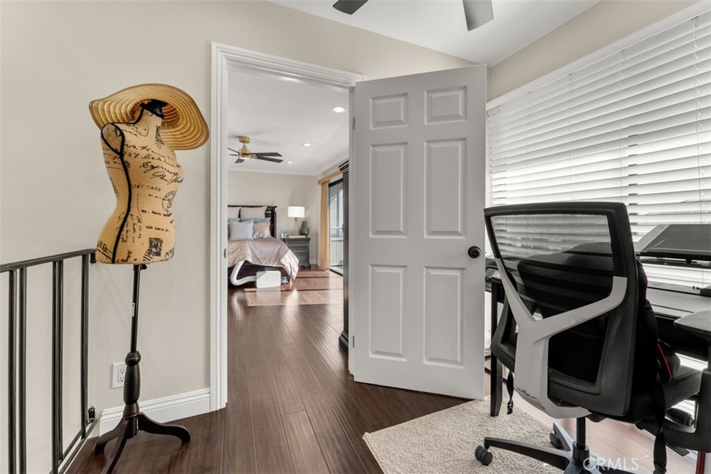 207 Columbia, Newport Beach CA 92663 - photo 30