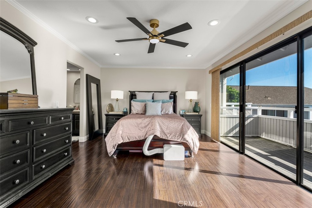 207 Columbia, Newport Beach CA 92663 - photo 32