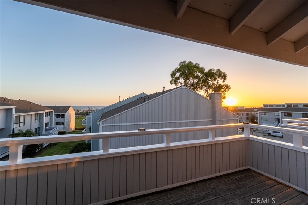 207 Columbia, Newport Beach CA 92663 - photo 44