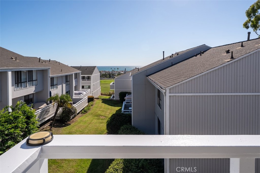 207 Columbia, Newport Beach CA 92663 - photo 45