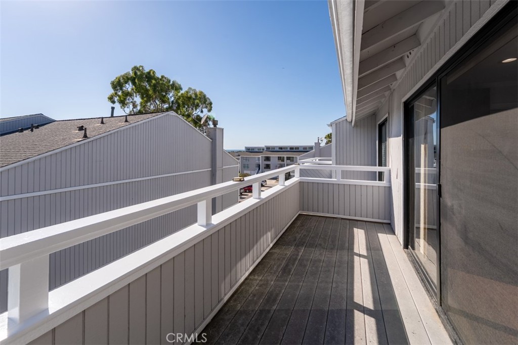 207 Columbia, Newport Beach CA 92663 - photo 46