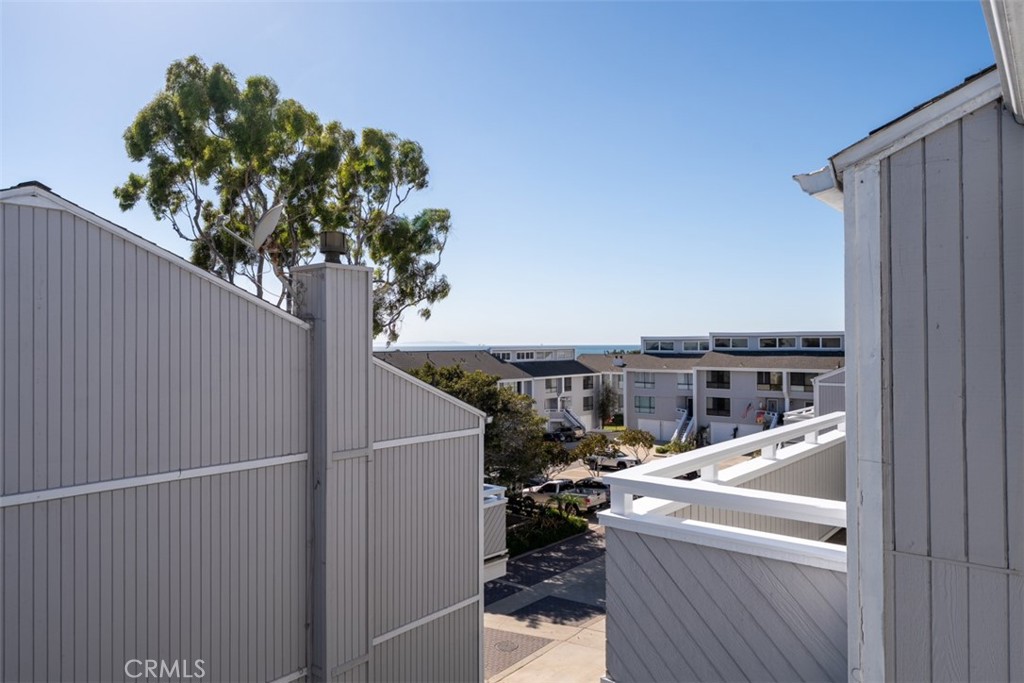207 Columbia, Newport Beach CA 92663 - photo 47