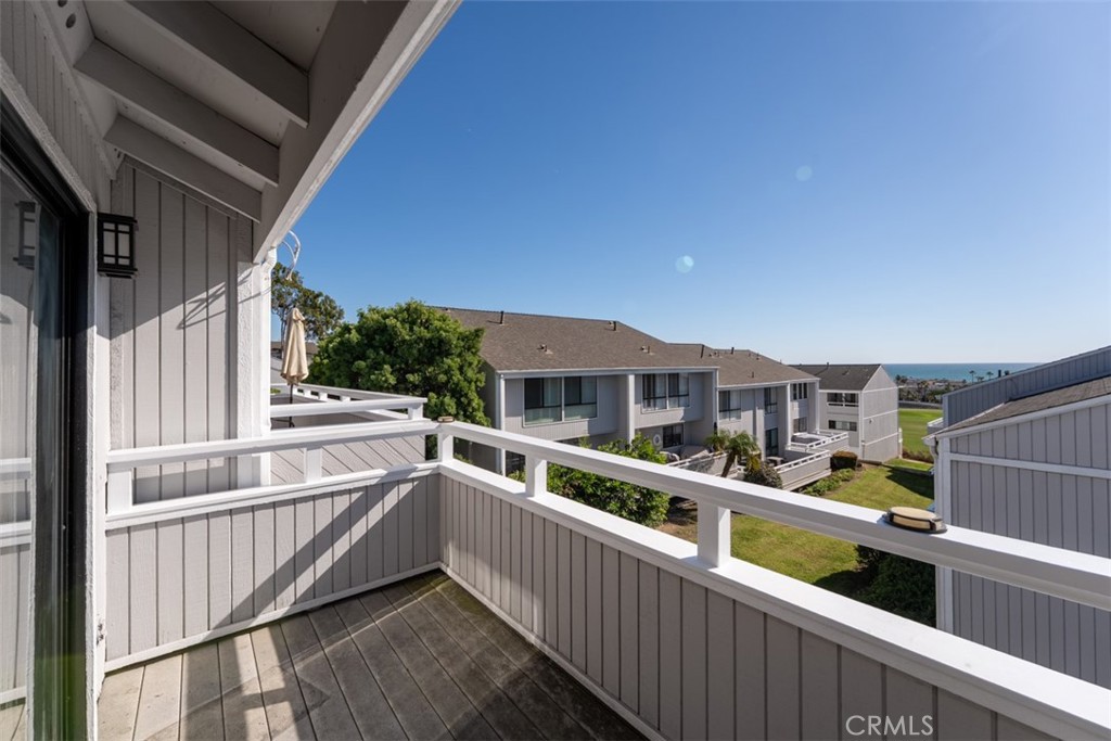 207 Columbia, Newport Beach CA 92663 - photo 48