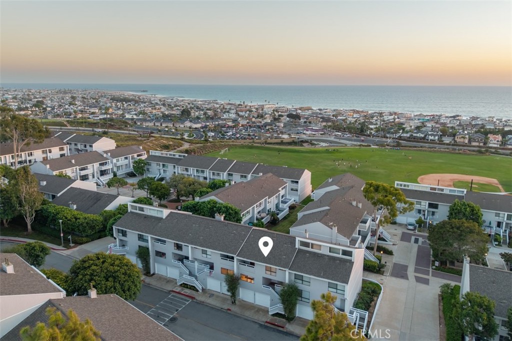207 Columbia, Newport Beach CA 92663 - photo 54