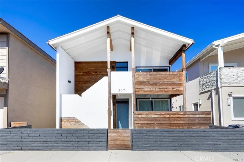 207 Cypress A, Newport Beach