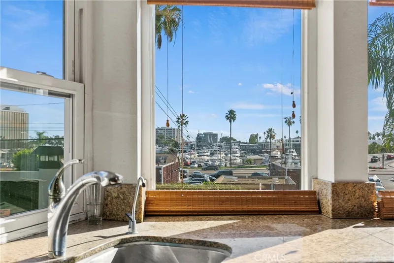 207 La Jolla, Newport Beach