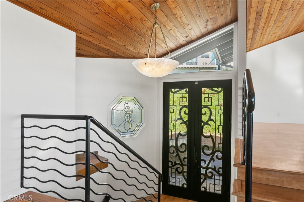207 La Jolla, Newport Beach CA 92663 - photo 3