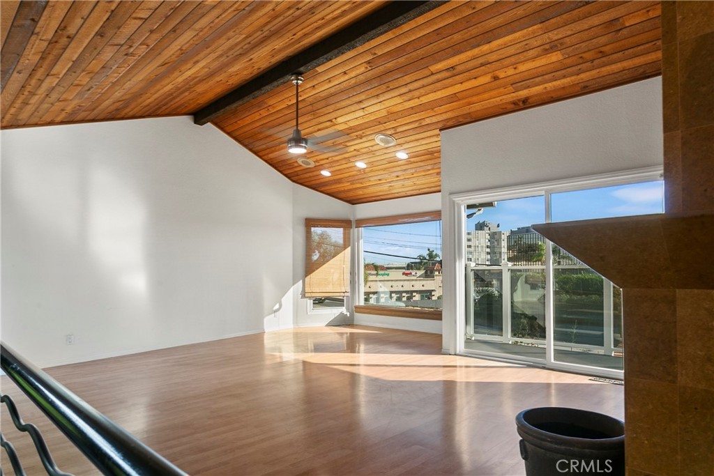 207 La Jolla, Newport Beach CA 92663 - photo 9