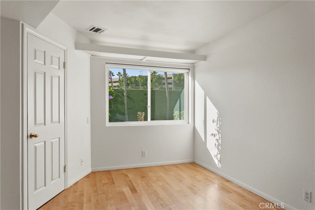 207 La Jolla, Newport Beach CA 92663 - photo 17