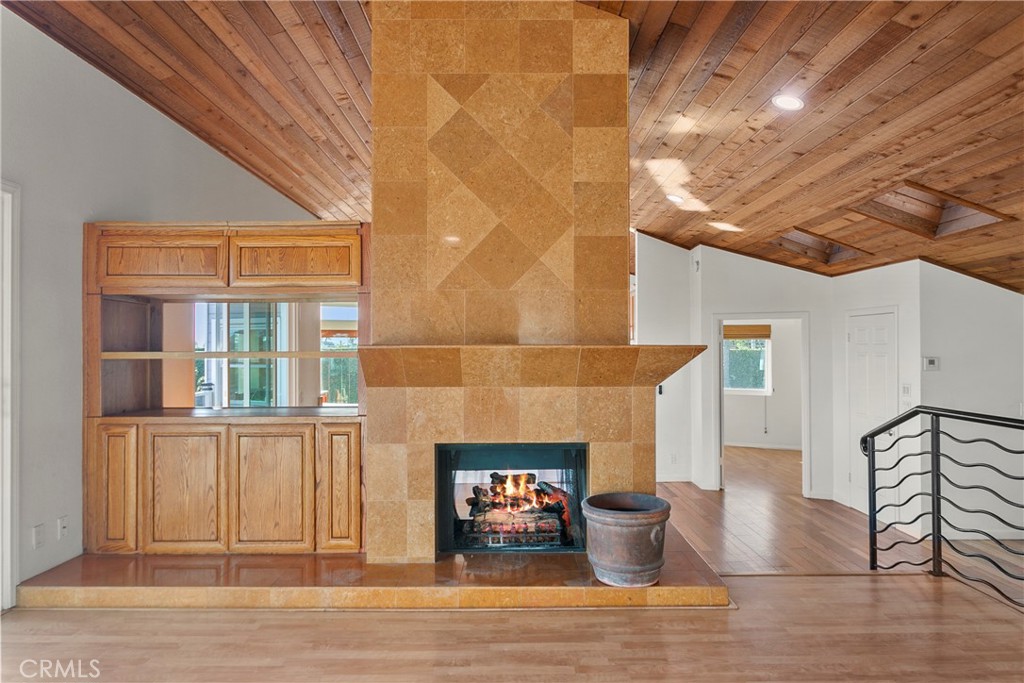 207 La Jolla, Newport Beach CA 92663 - photo 21