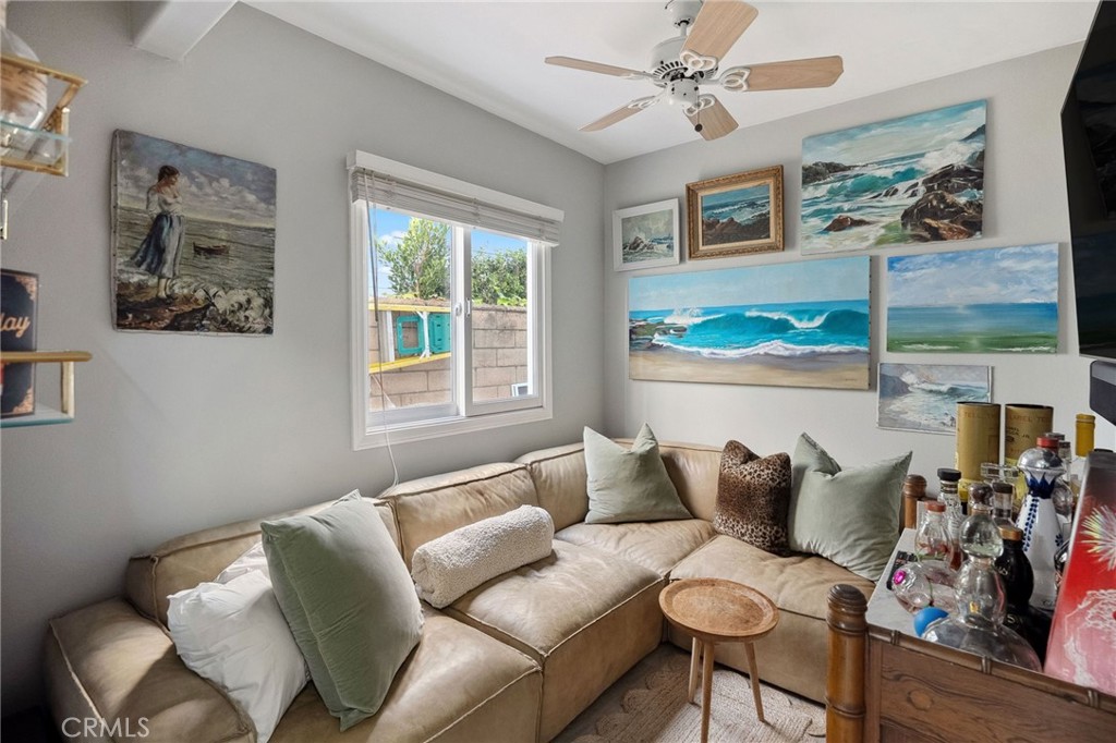 209 Diamond Avenue, Newport Beach CA 92662 - photo 20