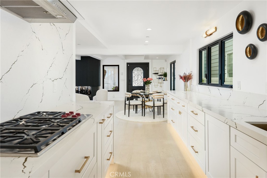 209 Via Koron, Newport Beach CA 92663 - photo 23