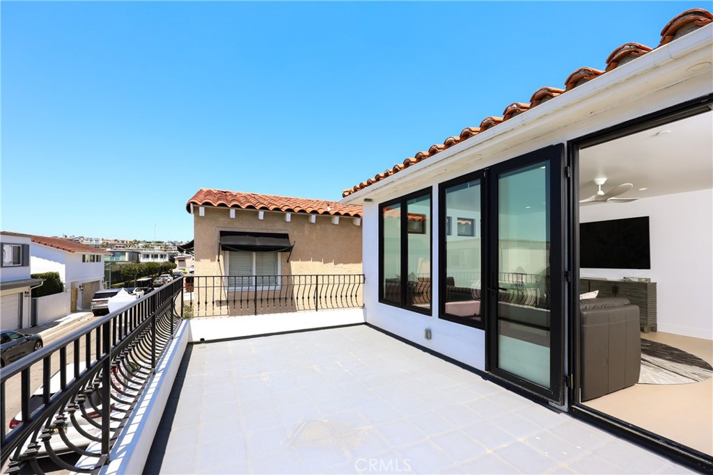 209 Via Koron, Newport Beach CA 92663 - photo 41