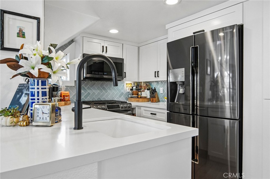 21 Drake, Newport Beach CA 92663 - photo 11