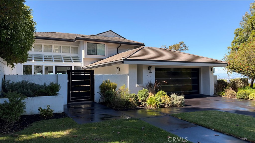 21 La Rochelle, Newport Beach CA 92660 - photo 2