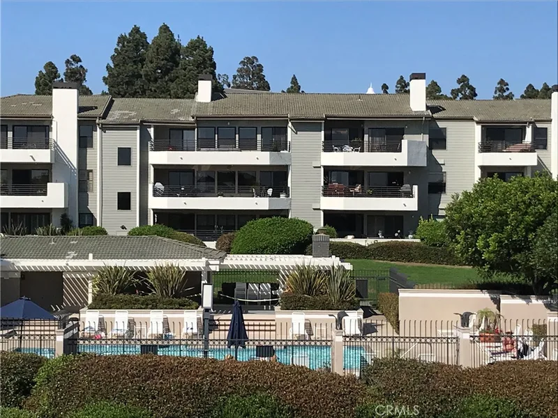 210 Lille Lane 303, Newport Beach, CA 92663