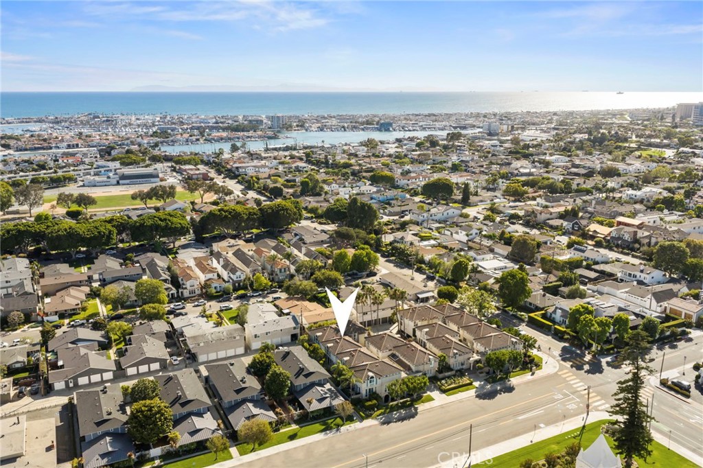 2101 E 15th 11, Newport Beach CA 92663 - photo 3