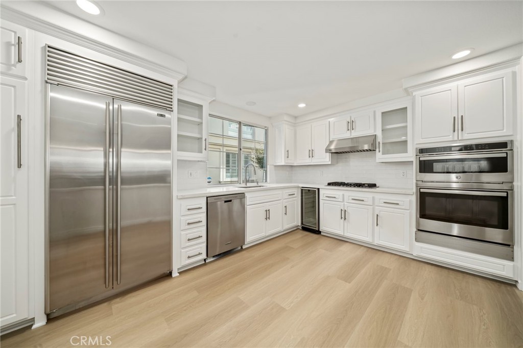 2101 E 15th 11, Newport Beach CA 92663 - photo 5