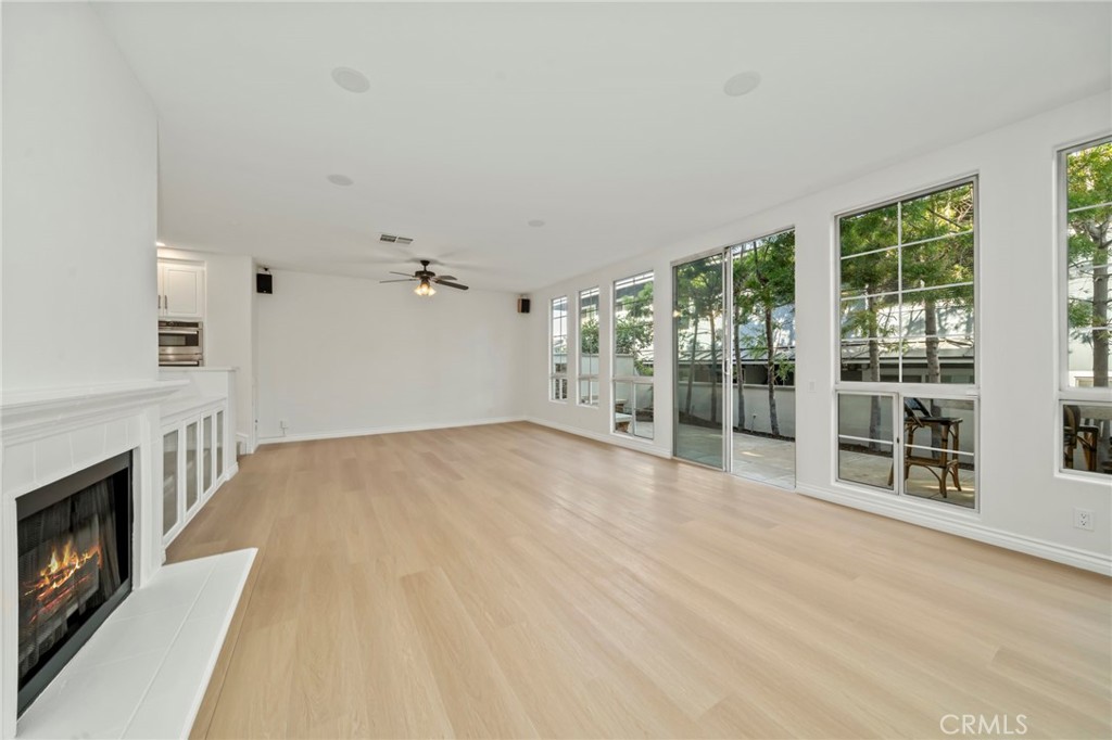 2101 E 15th 11, Newport Beach CA 92663 - photo 14