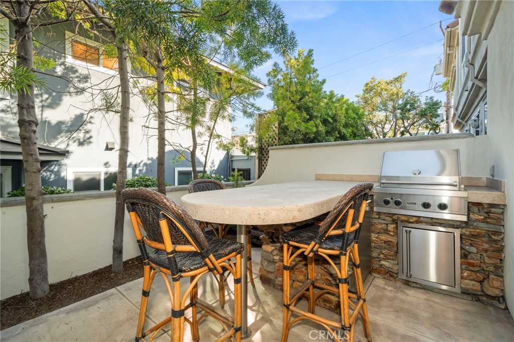 2101 E 15th 11, Newport Beach CA 92663 - photo 15