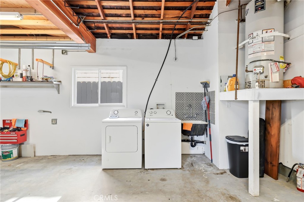 2104 E Ocean, Newport Beach CA 92661 - photo 35
