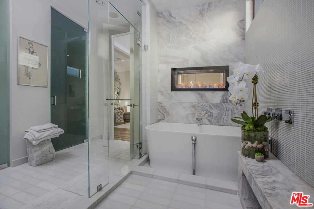 2105 E Balboa Boulevard, Newport Beach CA 92661 - photo 35