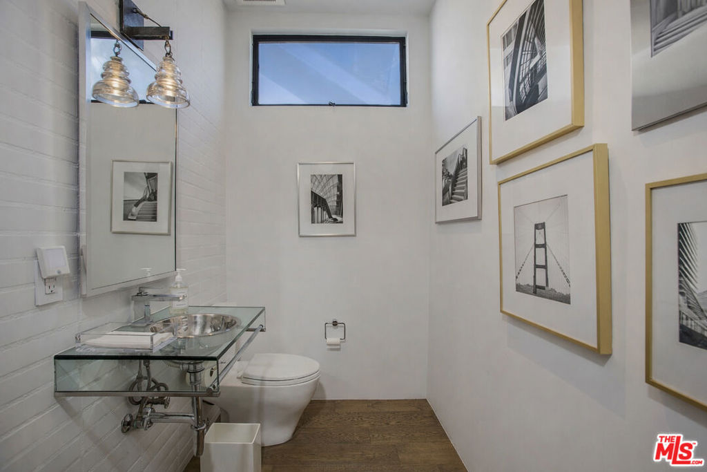 2105 E Balboa Boulevard, Newport Beach CA 92661 - photo 40
