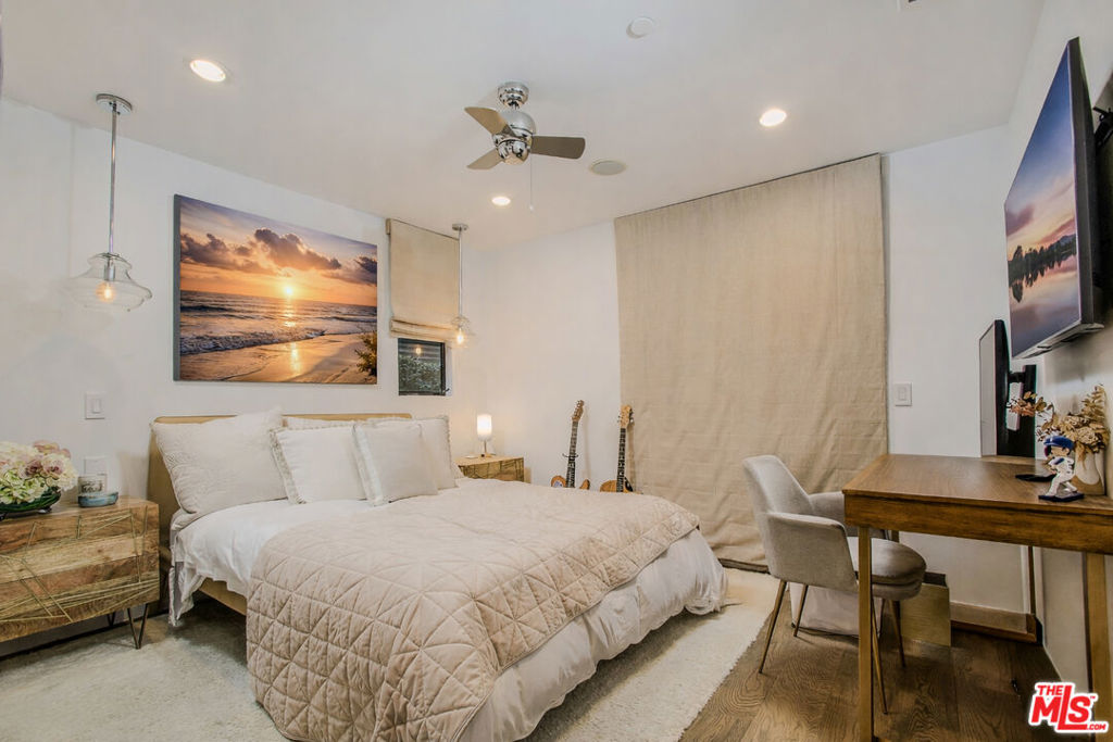 2105 E Balboa Boulevard, Newport Beach CA 92661 - photo 45