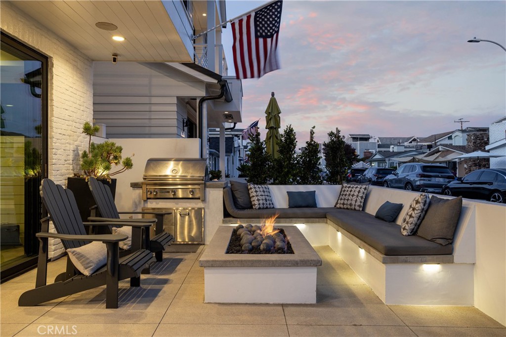 211 35th, Newport Beach CA 92663 - photo 4