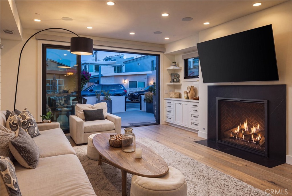 211 35th, Newport Beach CA 92663 - photo 6